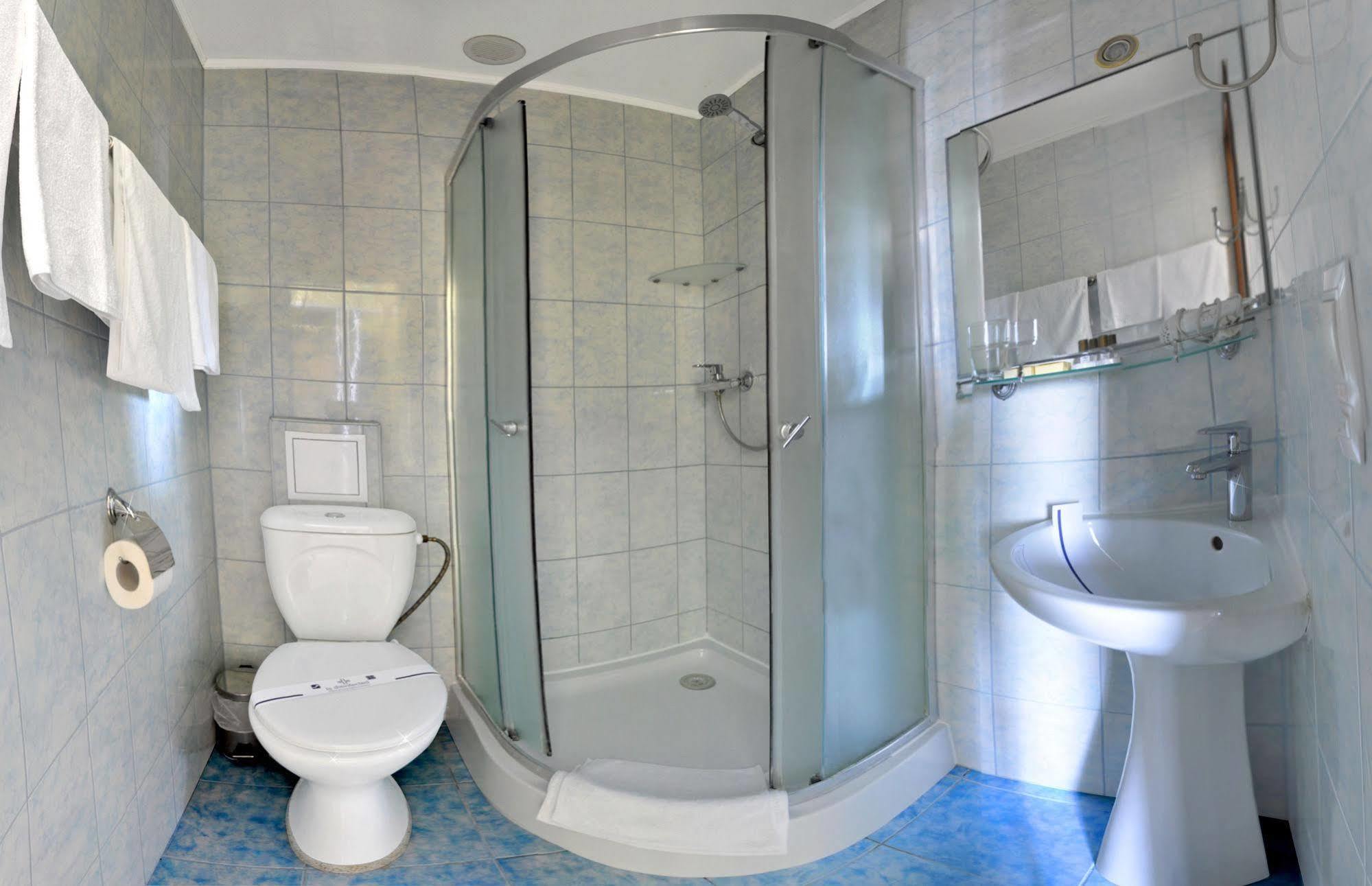 Hotel An-2 Kharkiv Exterior photo